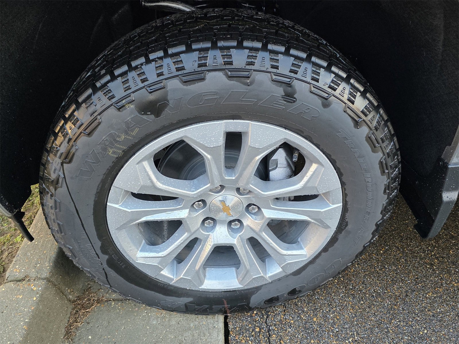 New 2026 Chevrolet Silverado 1500 LTZ image 4