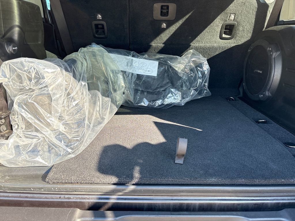 Used 2022 Jeep Wrangler Unlimited Sahara image 38