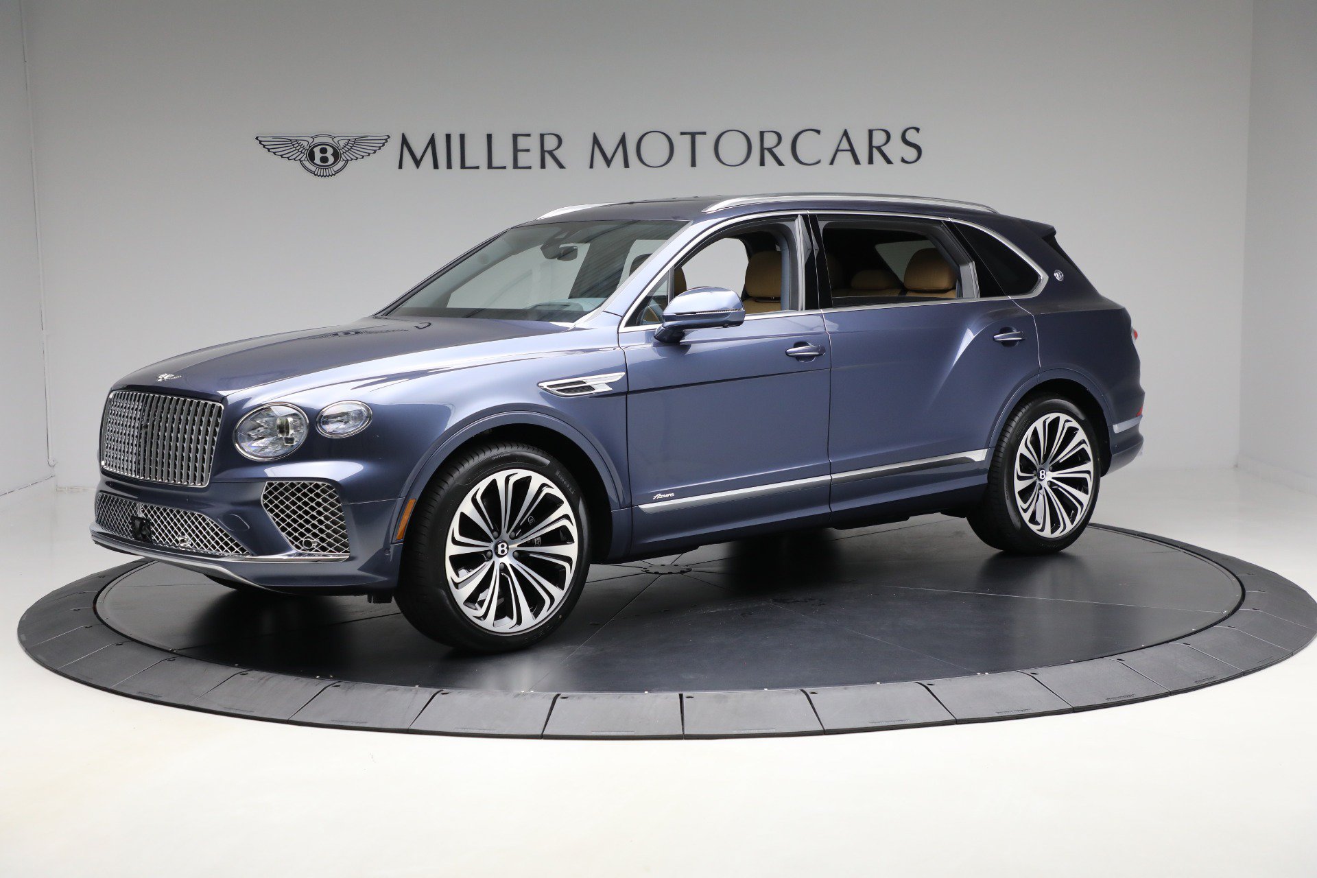 Certified 2025 Bentley Bentayga Extended Wheelbase AWD/4WD image 2