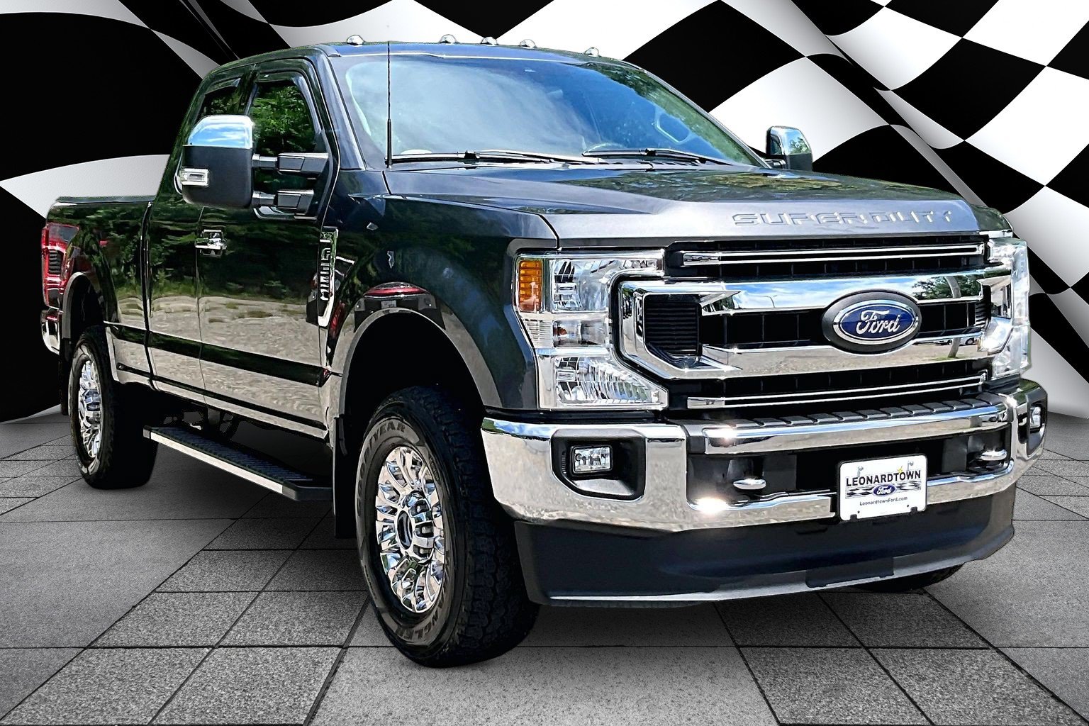 Used 2020 Ford F350 XLT w/ XLT Premium Package AWD/4WD image 11
