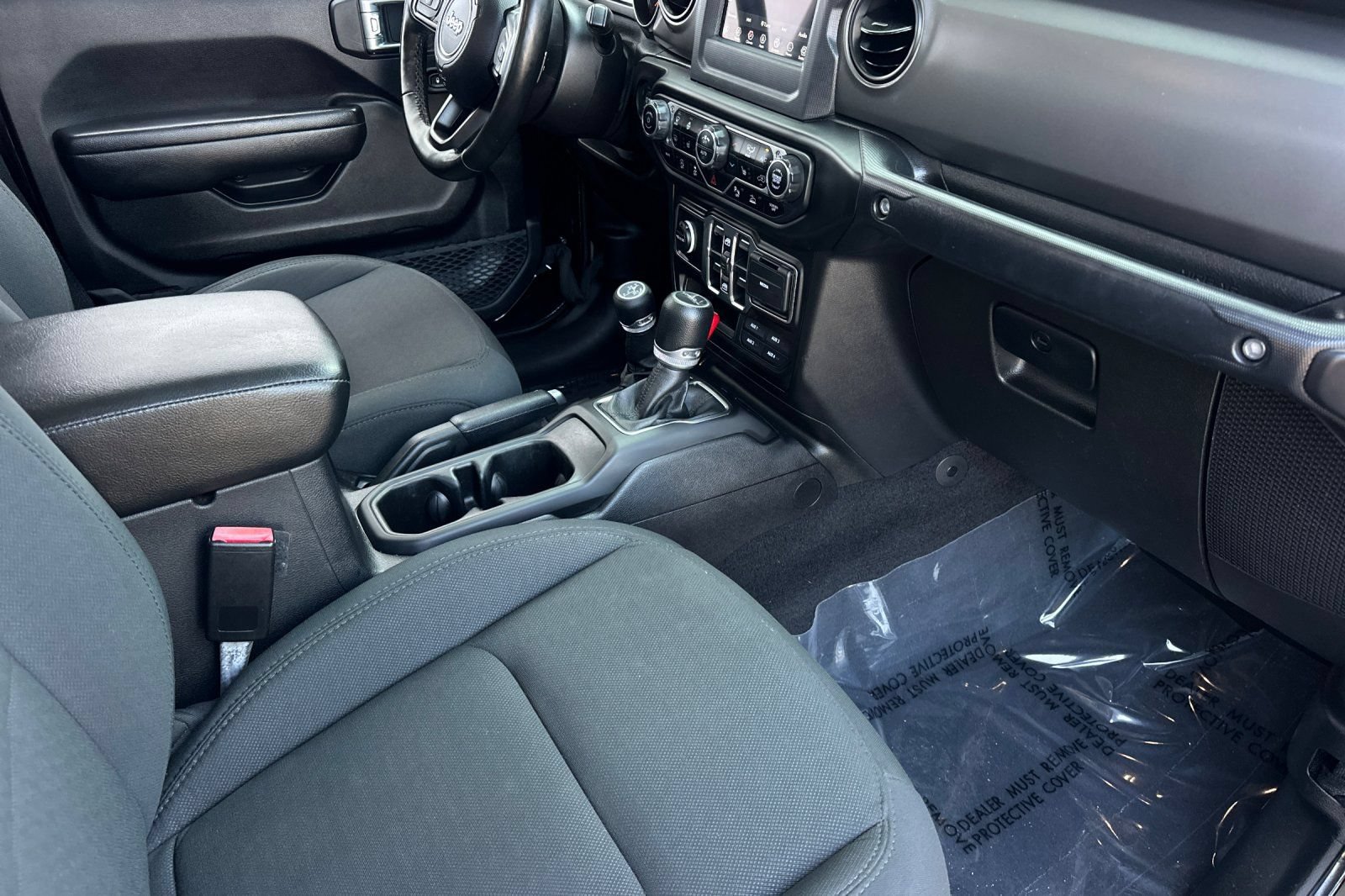 Used 2021 Jeep Gladiator Sport AWD/4WD image 19