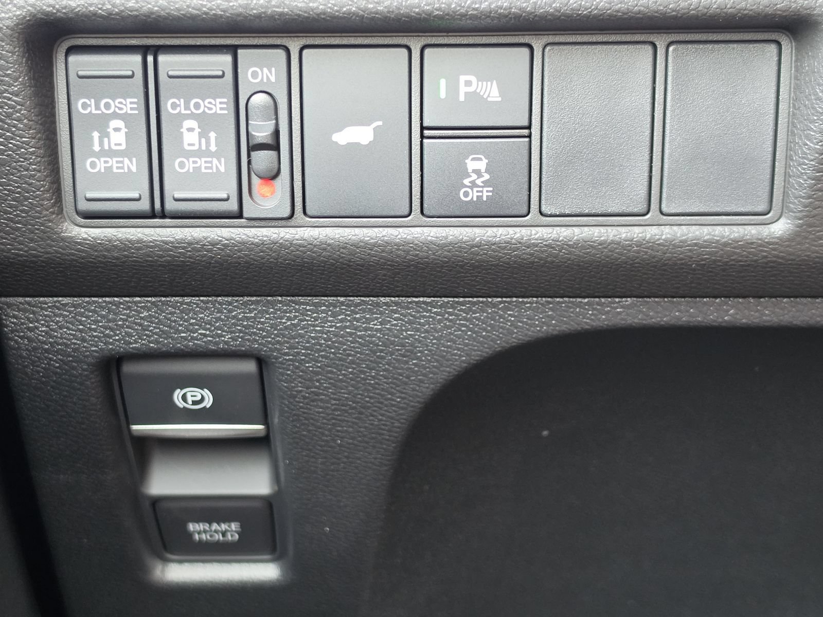 New 2026 Honda Odyssey Touring image 18
