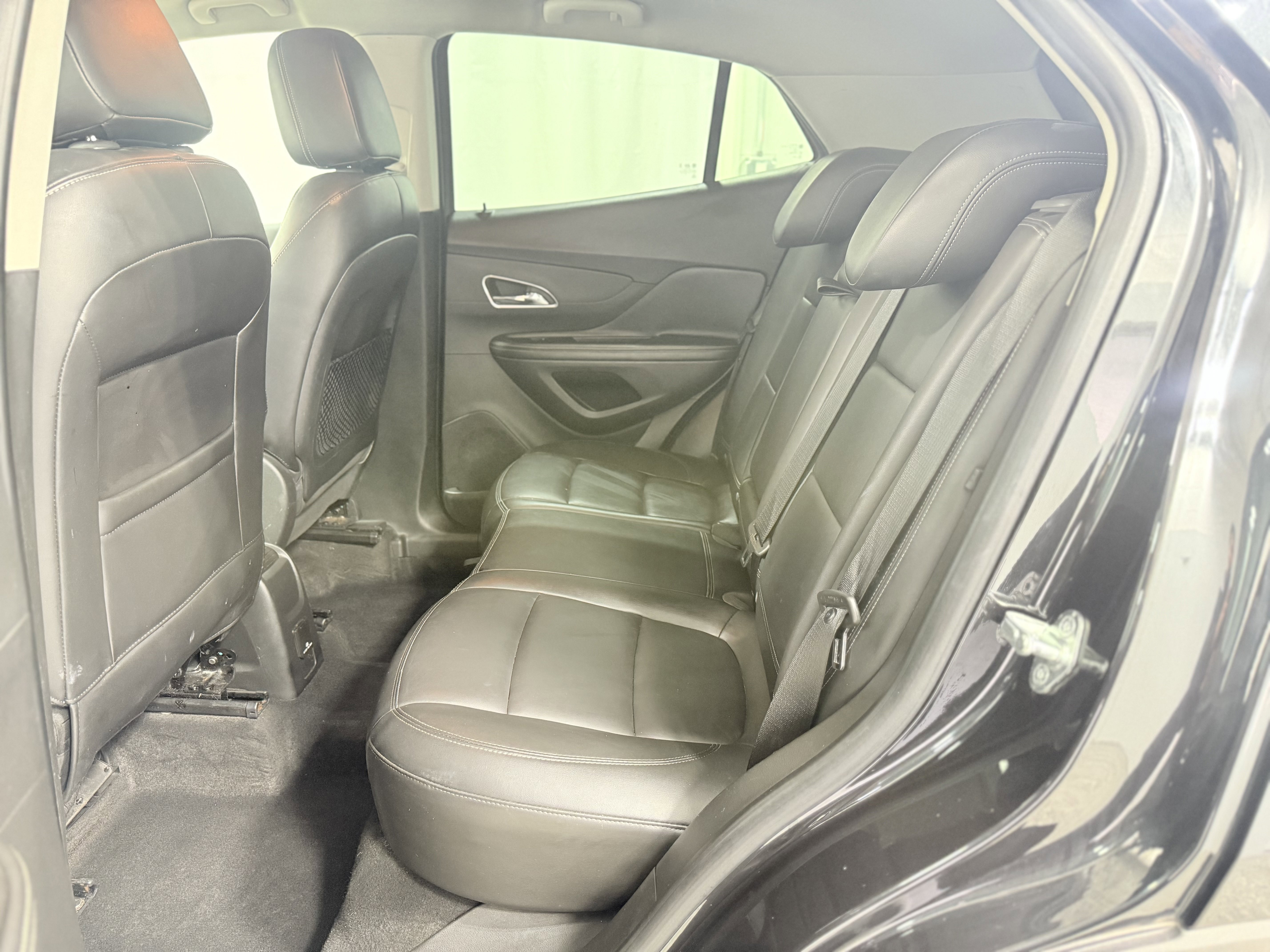 Used 2014 Buick Encore Premium image 25