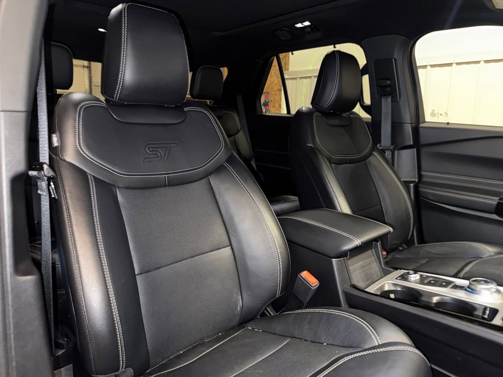 Used 2023 Ford Explorer ST w/ Equipment Group 401A image 32