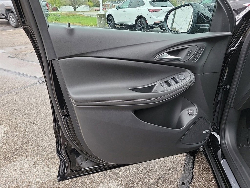 New 2026 Buick Encore GX Avenir image 19
