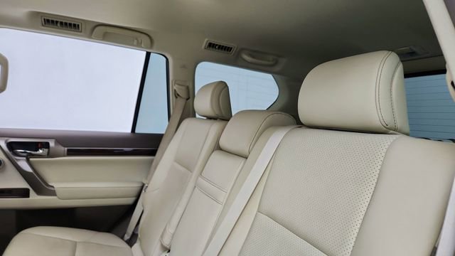Used 2016 Lexus GX 460 Luxury image 33