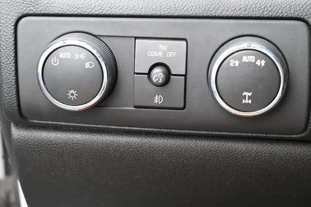 Used 2014 Chevrolet Suburban LT AWD/4WD image 16