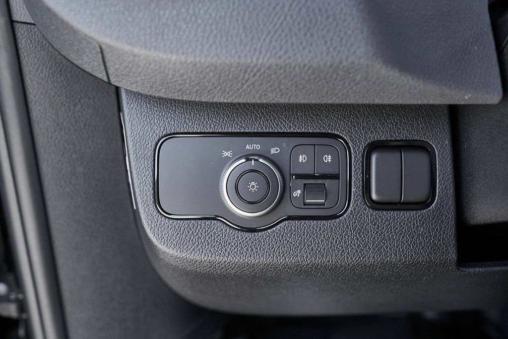 Used 2024 Mercedes-Benz Sprinter 3500 w/ Parking Package image 45