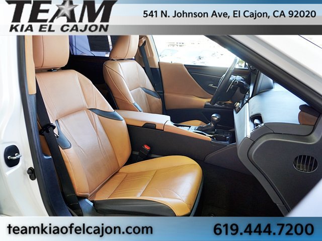 Used 2024 Lexus ES 300h Ultra Luxury w/ Accessory Package (Z2) FWD image 14