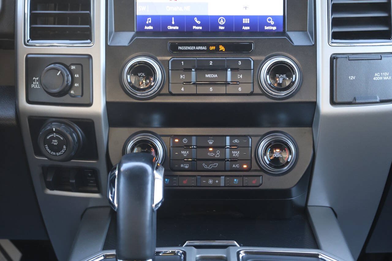 Used 2020 Ford F150 Lariat w/ Equipment Group 502A Luxury AWD/4WD image 21