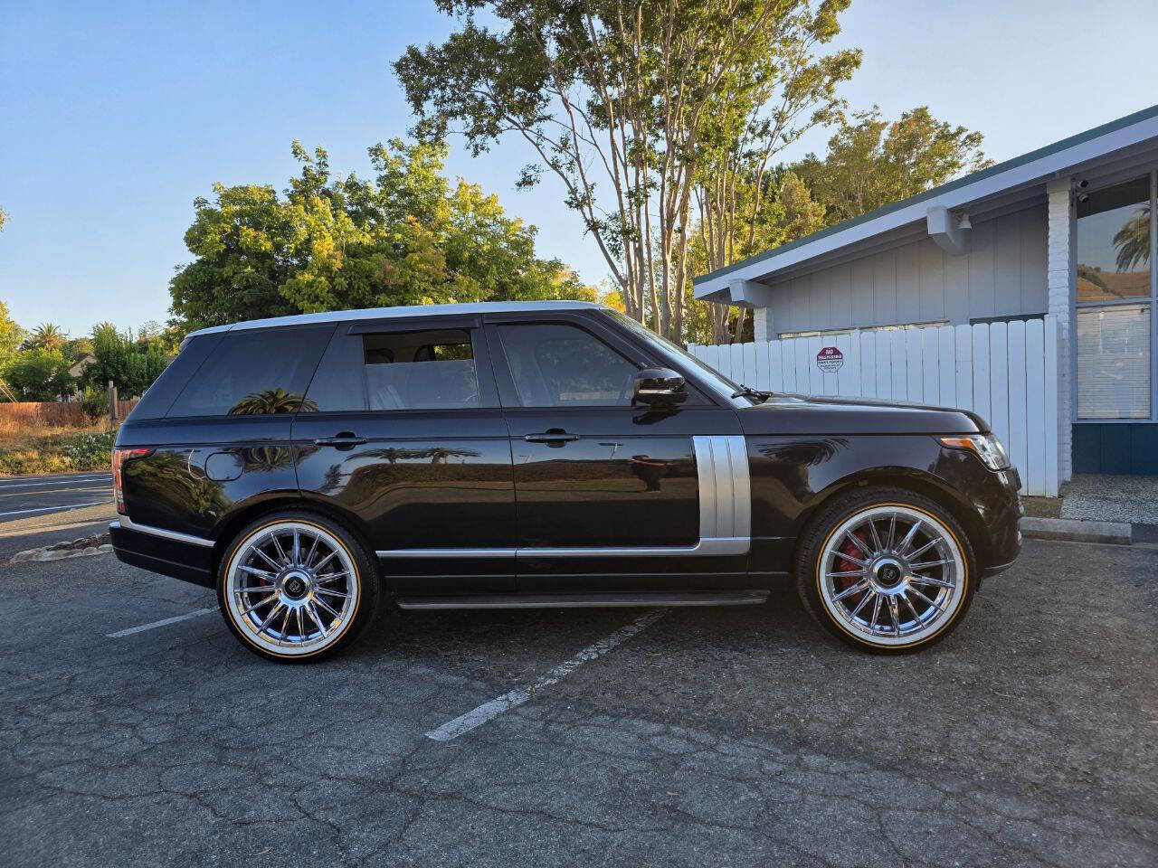 Used 2013 Land Rover Range Rover Supercharged image 5