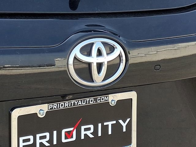 Used 2016 Toyota Highlander XLE w/ Four Season Floor Mat Package image 34