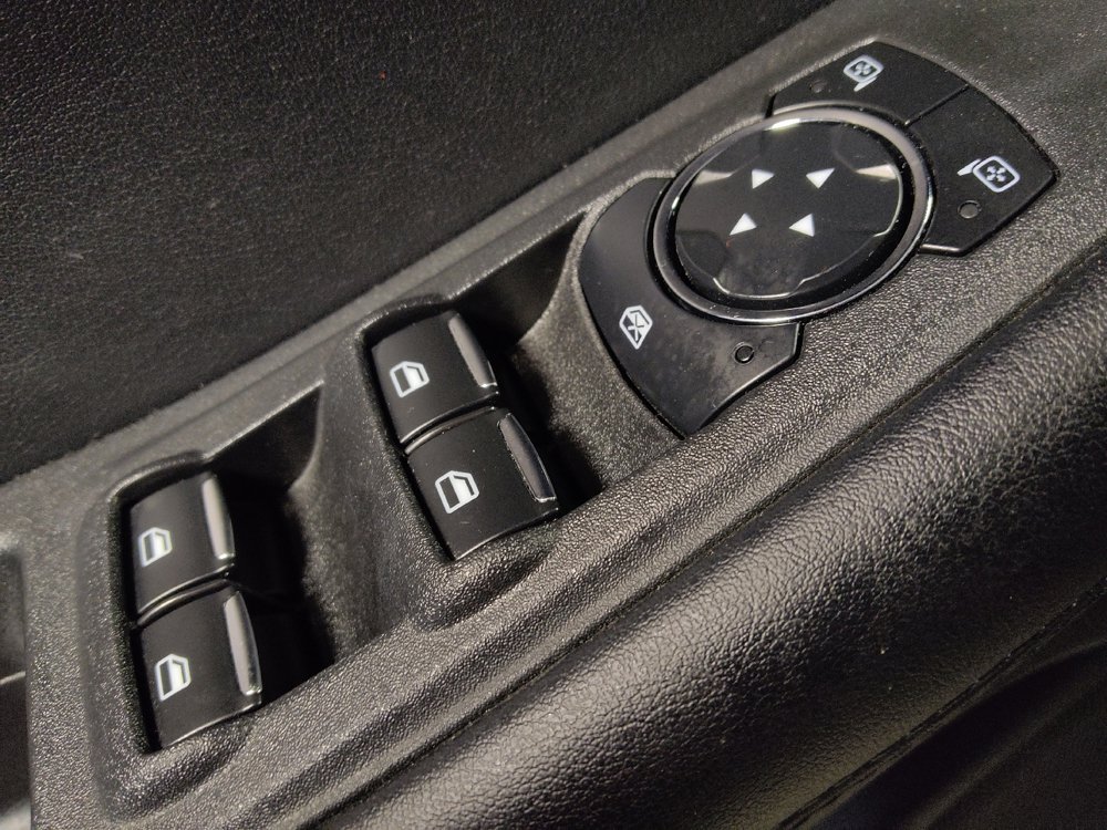 Used 2023 Ford Edge SEL image 27