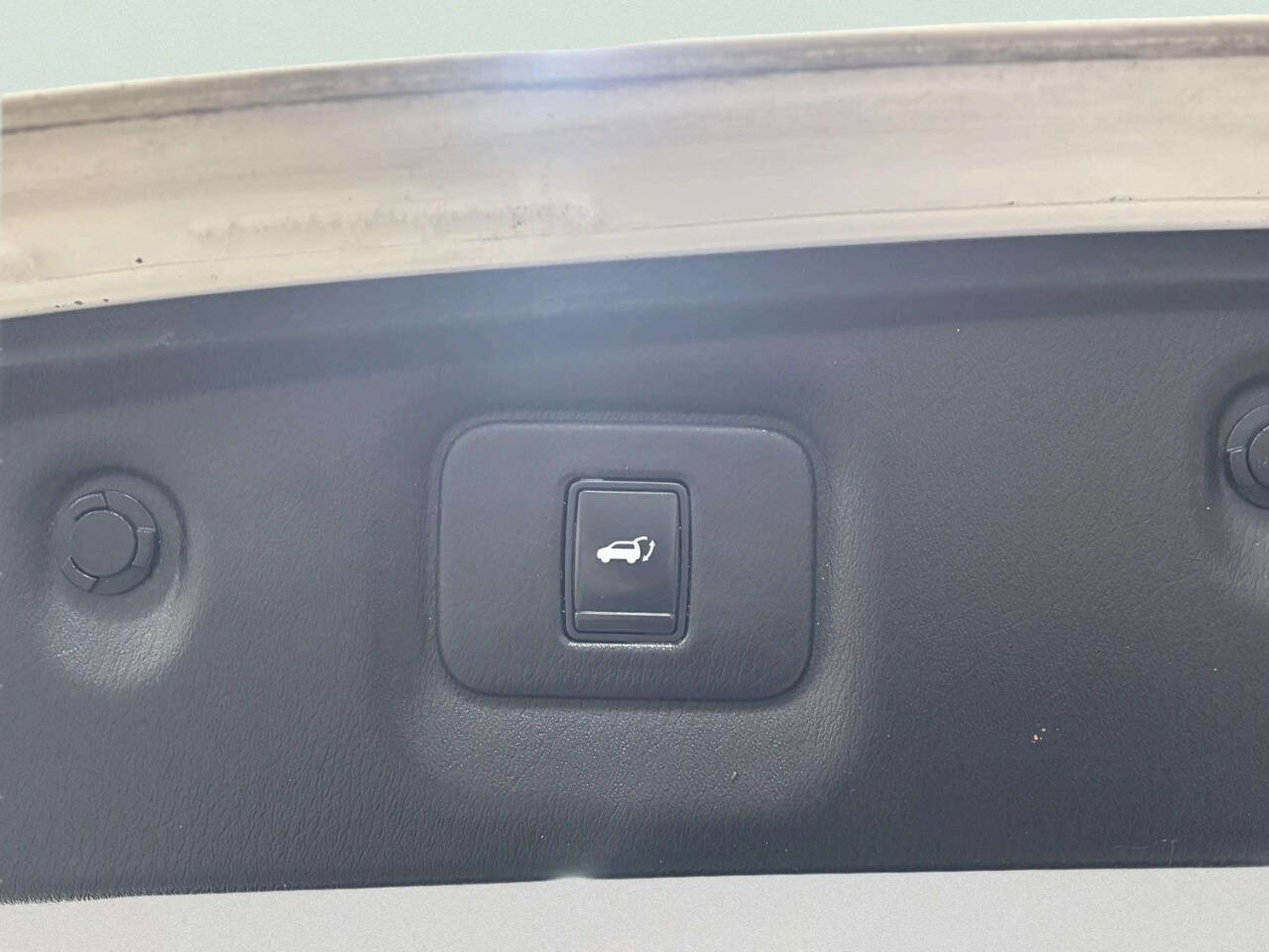 Used 2015 INFINITI QX60 AWD w/ Premium Plus Package image 19