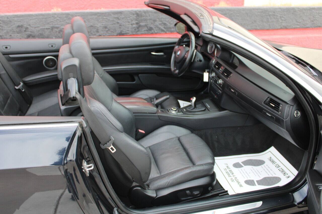 Used 2012 BMW M3 Convertible w/ Premium Pkg RWD image 21