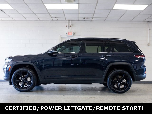 Used 2024 Jeep Grand Cherokee Limited w/ Black Appearance Package image 3