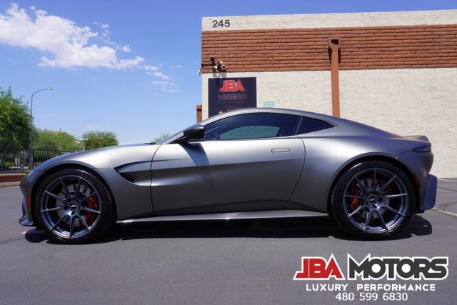 Used 2021 Aston Martin V8 Vantage Coupe image 9