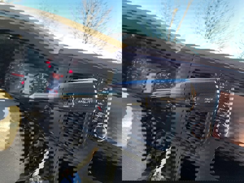 Used 2018 Nissan NV 3500 SL w/ Navigation Package image 34