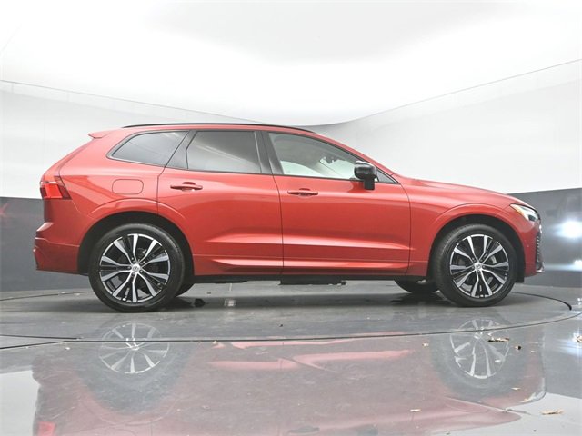 Used 2023 Volvo XC60 B5 Plus w/ Protection Package Premier image 43