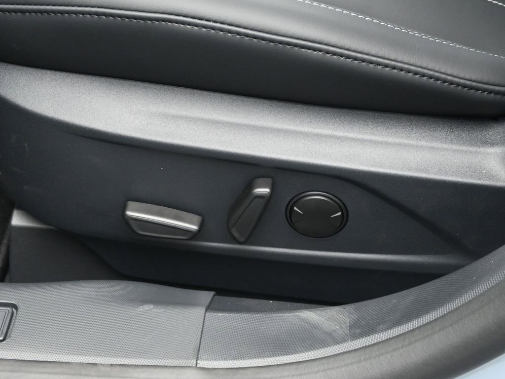 New 2026 Ford Mustang Mach-E Select image 9