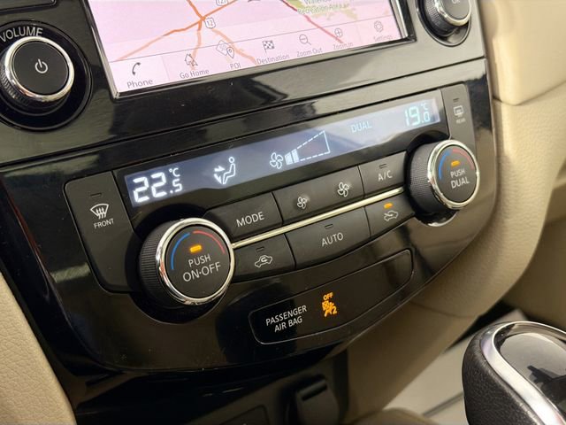 Used 2019 Nissan Rogue S image 16