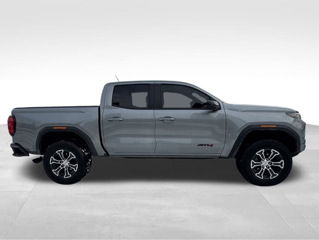 Used 2024 GMC Canyon AT4 w/ Technology Package image 6