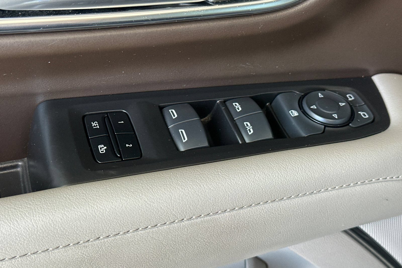 Certified 2024 Chevrolet Tahoe LT AWD/4WD image 12