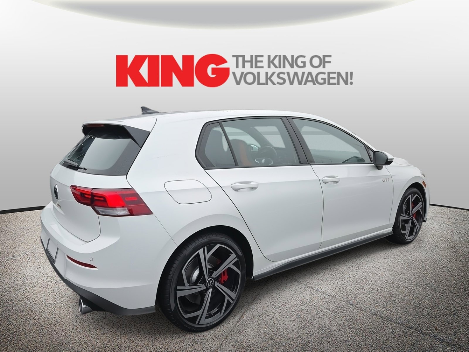 New 2026 Volkswagen GTI SE image 3