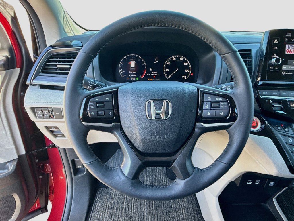 Used 2026 Honda Odyssey Elite image 18