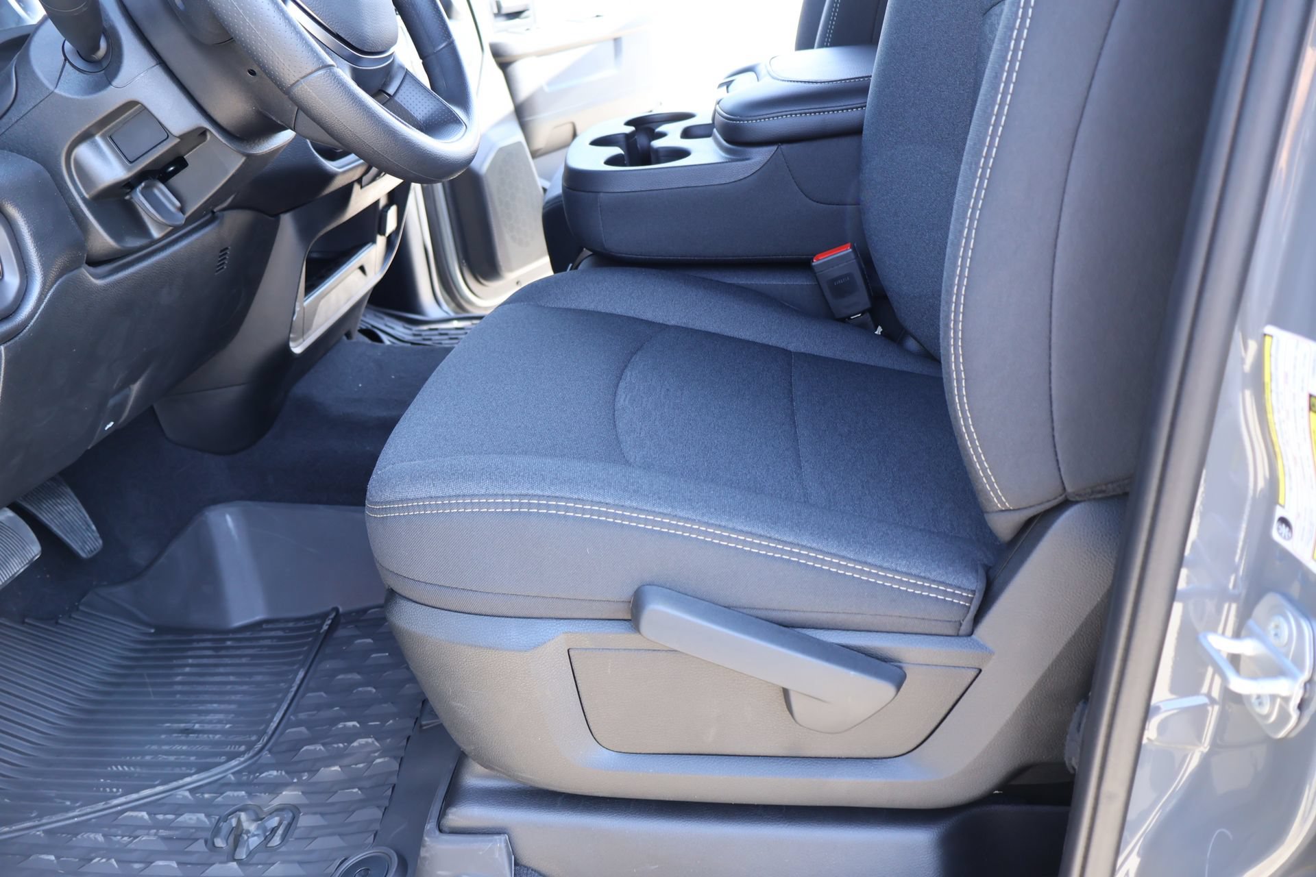 New 2026 RAM 2500 Warlock AWD/4WD image 11