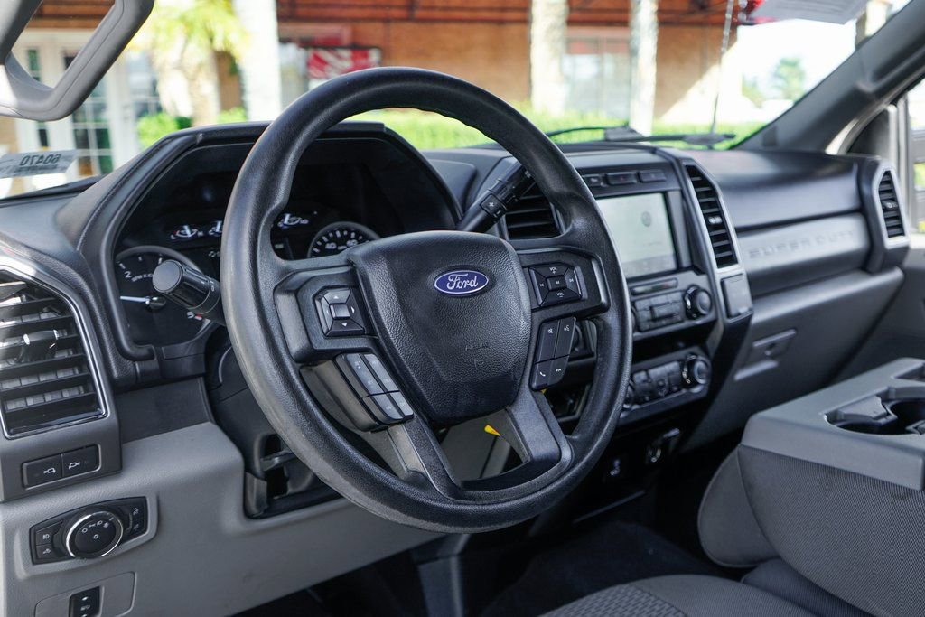 Used 2020 Ford F350 XLT w/ XLT Value Package image 17