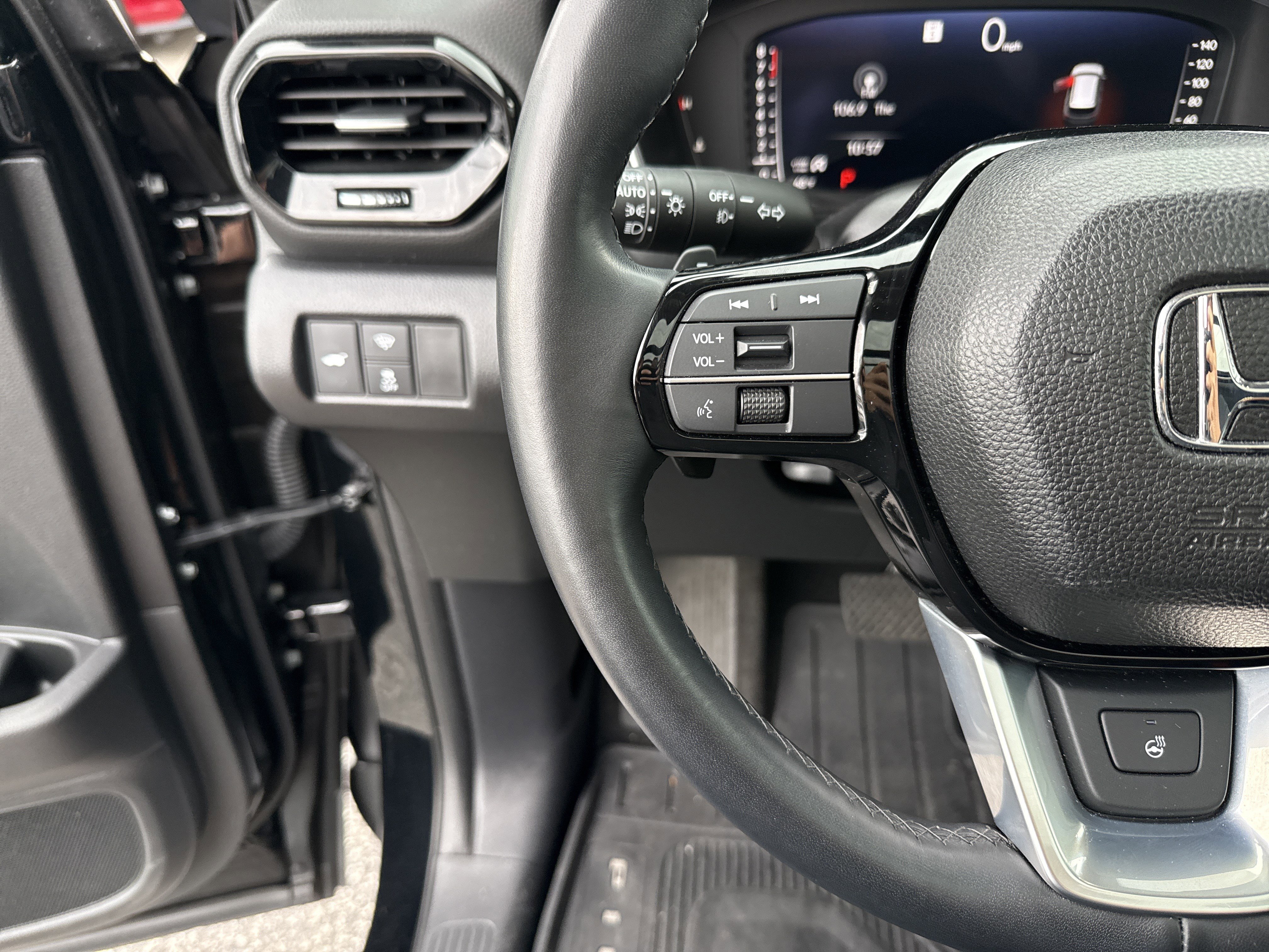 Certified 2023 Honda Pilot Elite image 19