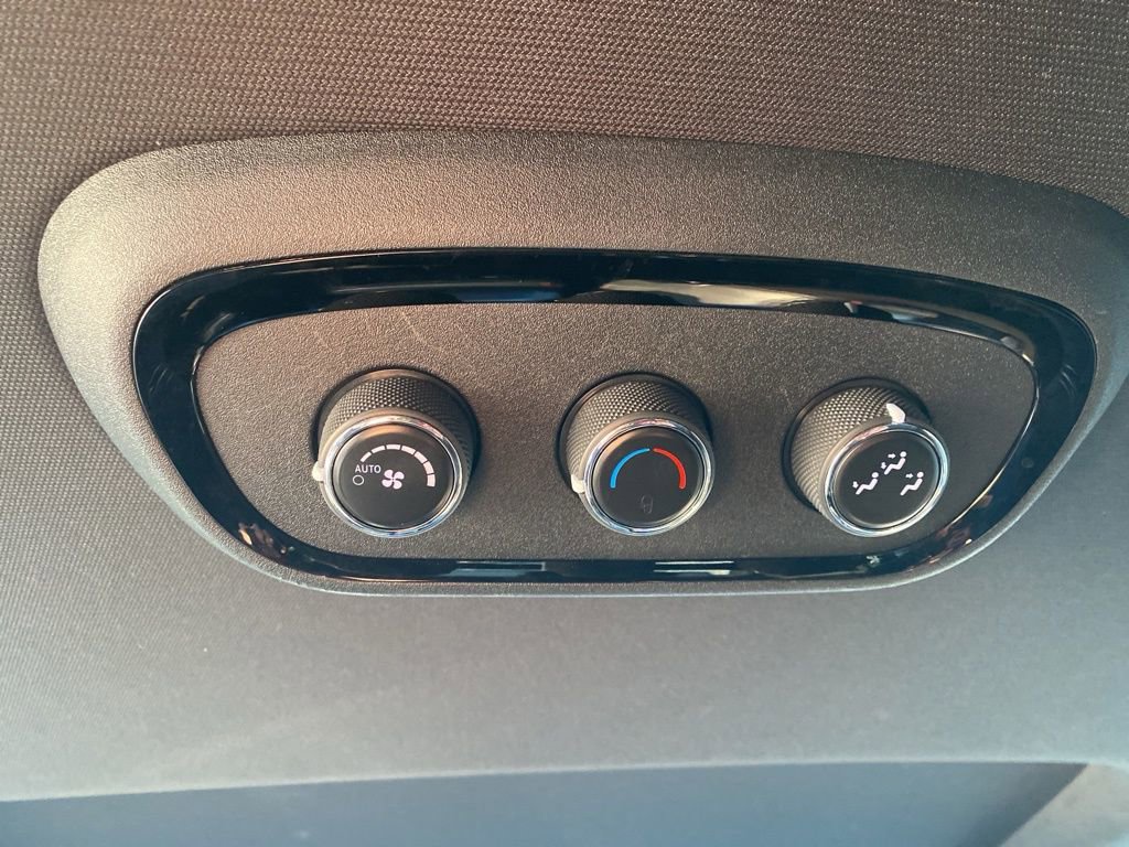 Used 2024 Dodge Durango GT image 45