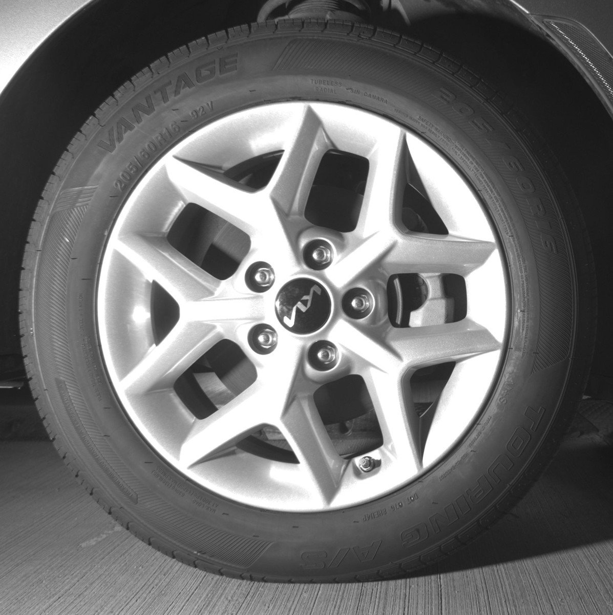 Used 2025 Kia Soul LX w/ LX Technology Package FWD image 13