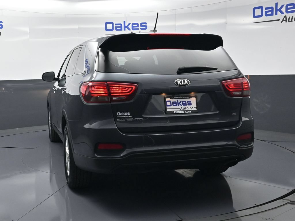 Used 2020 Kia Sorento FWD V6 image 6