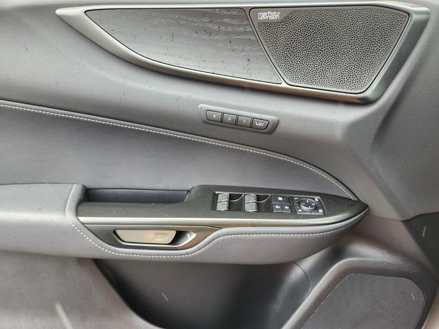 Certified 2025 Lexus NX 350h AWD w/ Accessory Package (2T) image 32