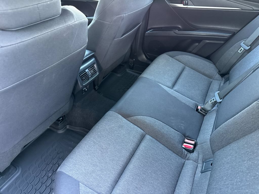 Used 2025 Toyota Camry LE FWD image 12