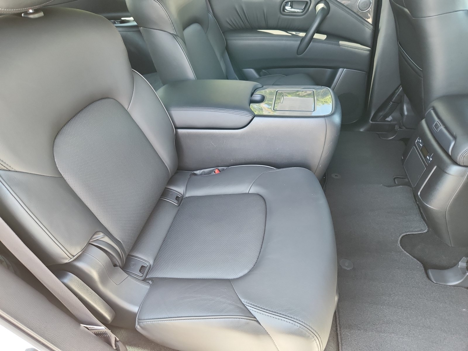 Used 2023 Nissan Armada SL w/ Midnight Edition Package AWD/4WD image 18