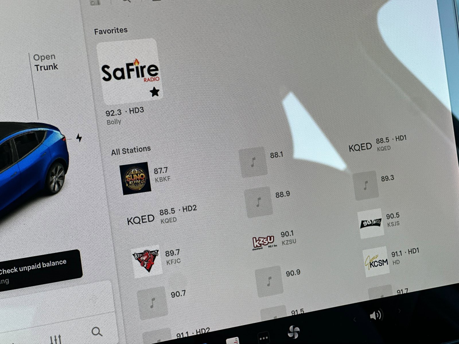 Used 2021 Tesla Model Y Long Range image 18