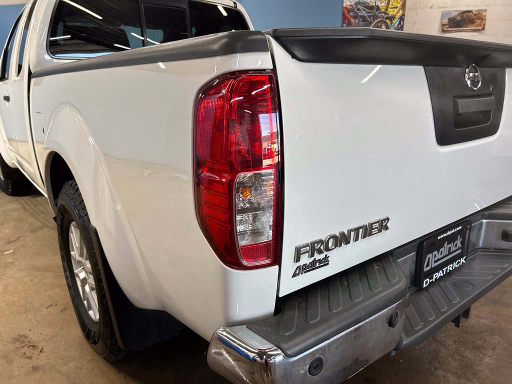Used 2019 Nissan Frontier SV w/ Value Truck Package AWD/4WD image 9