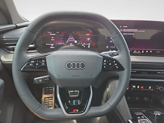 New 2025 Audi SQ5 Prestige AWD/4WD image 17