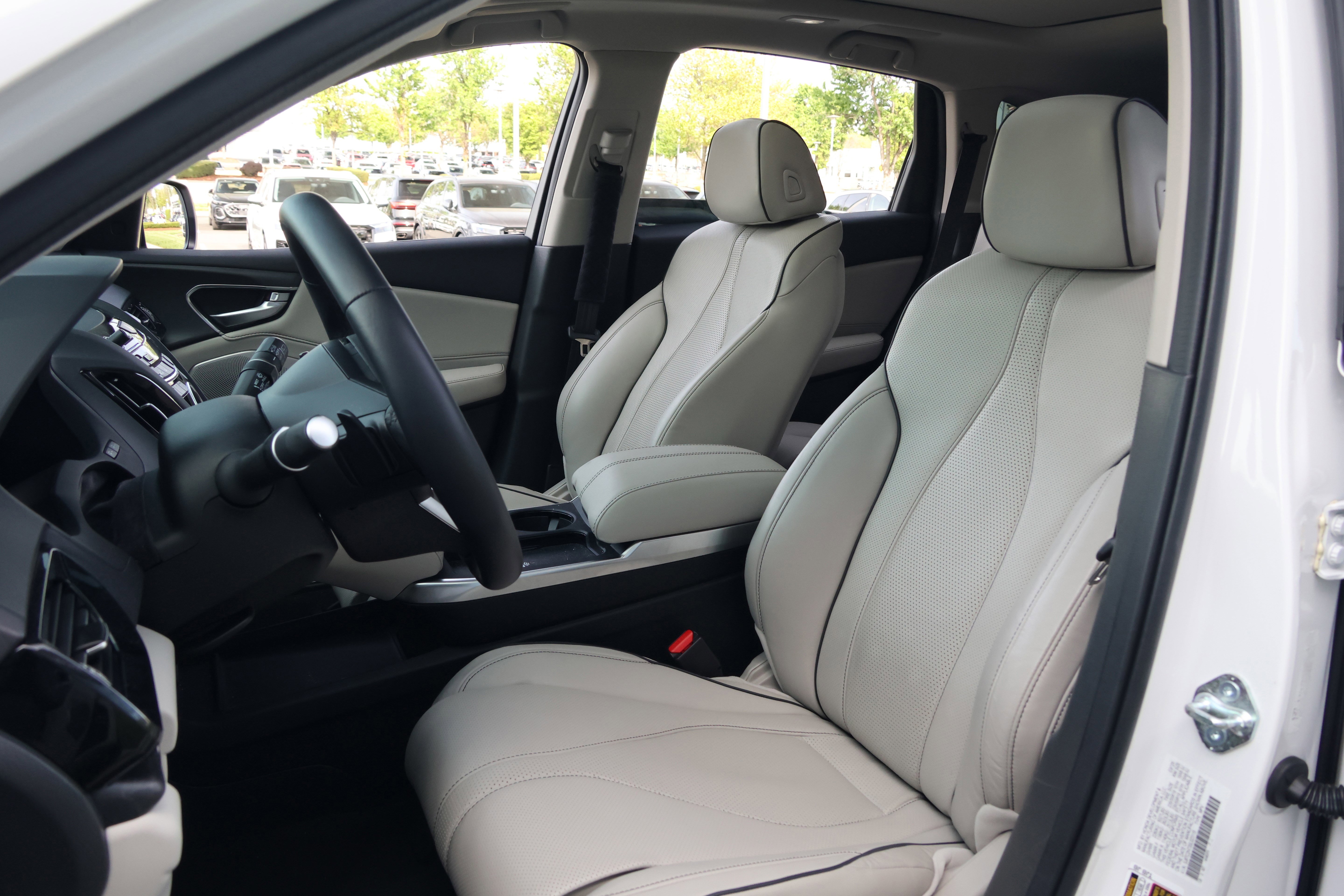Used 2025 Acura RDX SH-AWD w/ Advance Package image 33