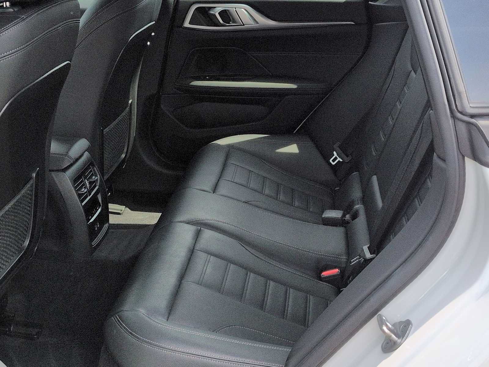 Used 2023 BMW i4 eDrive40 w/ M Sport Package RWD image 19