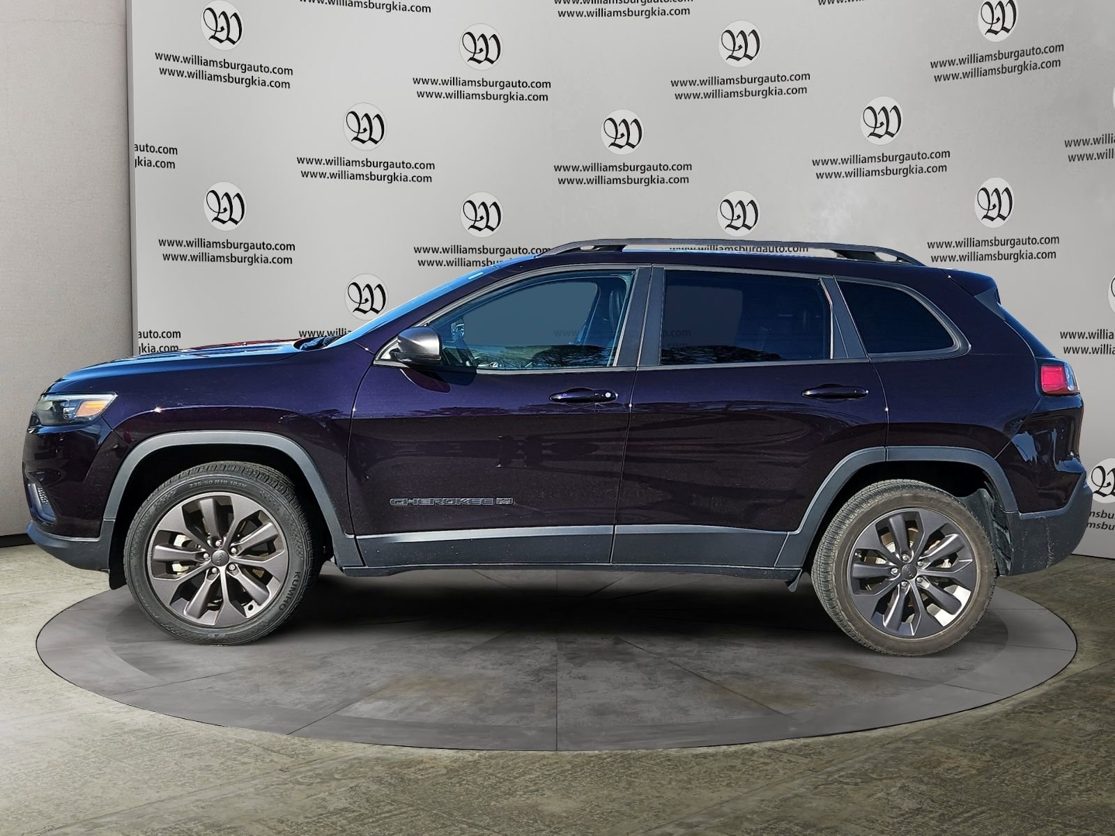 Used 2021 Jeep Cherokee Latitude Lux 80th Anniv w/ Quick Order Package 26U 80TH image 2