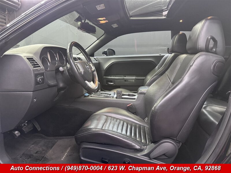 Used 2013 Dodge Challenger R/T Plus RWD image 6