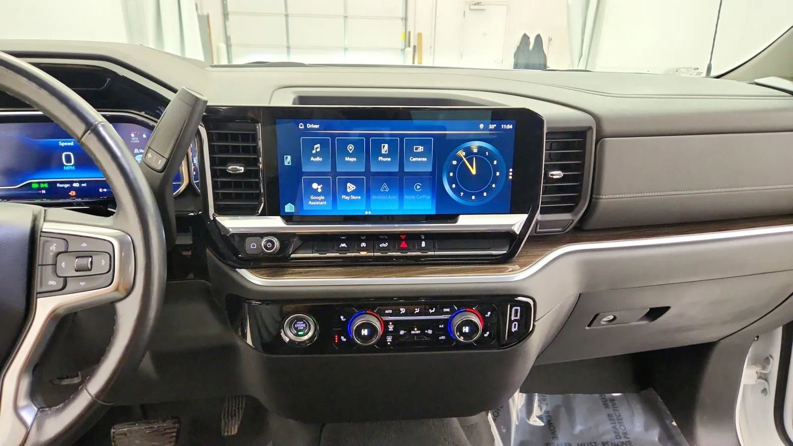 Used 2022 Chevrolet Silverado 1500 LT image 30