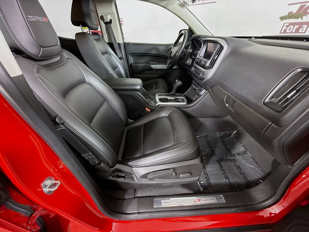 Used 2019 Chevrolet Colorado ZR2 w/ ZR2 Dusk Special Edition AWD/4WD image 29