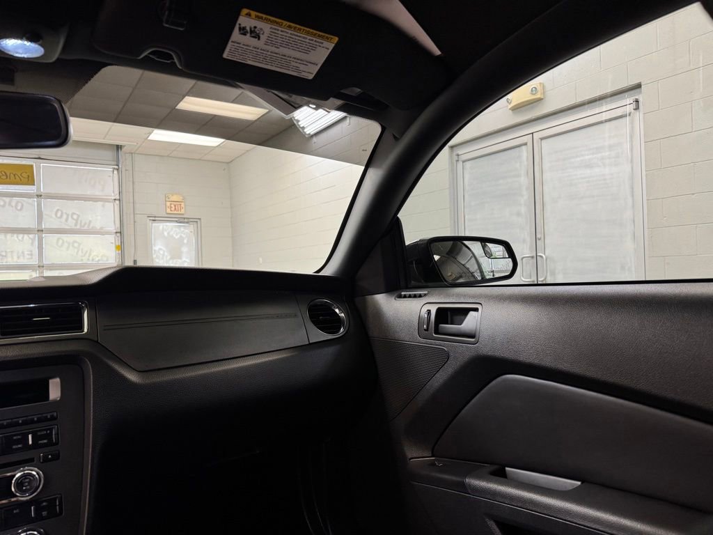 Used 2014 Ford Mustang Coupe w/ V6 Performance Package RWD image 18