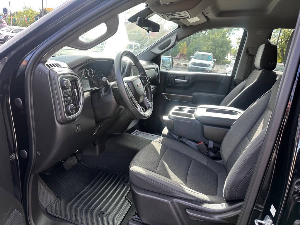 Used 2020 Chevrolet Silverado 1500 LT w/ Trailering Package AWD/4WD image 20