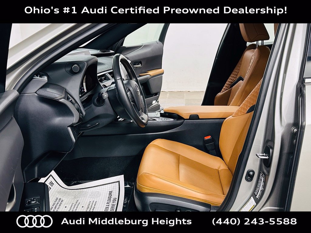 Used 2020 Lexus UX 250h w/ Premium Package AWD/4WD image 11
